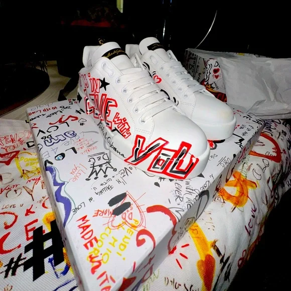 Dolce & Gabbana Love Sneakers - Picture 3 of 8